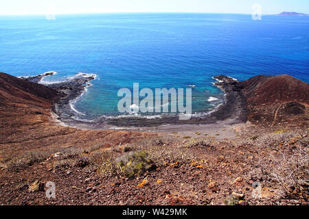 Der Krater des Vulkans "La Caldera" auf der Isla de Lobos in Fuerteventura, Spanien Stockfoto