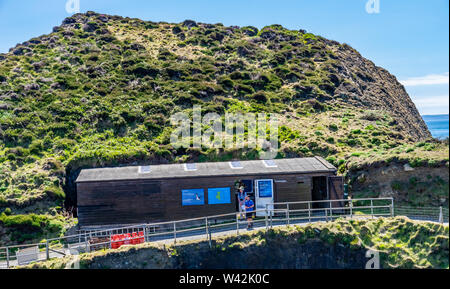 RSPB Information Center auf der Ramsey Insel RSPB Nature Reserve, Pembrokeshire, Wales Stockfoto