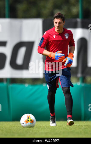 Pejo, Italien. 19 Juli, 2019. Foto Massimo Paolone/LaPresse 19 luglio 2019 Pejo (TN), Italien Sport calcio Cagliari Calcio - Pre Campionato di allenamento calcio Serie A 2019/2020 - Stadio" ALTAUSSEE "Nella Foto: Alessio Cregno Foto Massimo Paolone/LaPresse Juli 19, 2019 Pejo (TN), Italien Sport Fussball Cagliari Calcio Training - Der italienische Fußball-Liga einen TIM 2019/2020 - "ALTAUSSEE" Stadion. In der Pic: Alessio Cregno Credit: LaPresse/Alamy leben Nachrichten Stockfoto