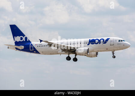 F-HEPC Airbus A 320-214 -4267 am 11. Juli 2019, Landung auf Paris Roissy am Ende von Flug Air France AF 1775 von Oslo Stockfoto