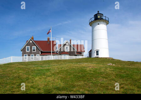 Historische Nobska Leuchtturm (1828) in Falmouth (Woods Hole, Massachusetts, auf Cape Cod, USA Stockfoto