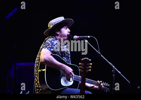 Juli 15, 2019 - Norfolk, Virginia, USA-G. LIEBE rockt die Halle in Chysler Norrfolk, Virginia am 15. Juli 2019. Foto.. © Jeff Moore 2019 (Bild: © Jeff Moore/ZUMA Draht) Stockfoto