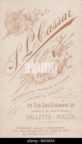 Viktorianische Werbung CDV (Carte de Visite) zeigen die Illustration und Kalligraphie von S.L. Cassar, Valletta, Malta Stockfoto