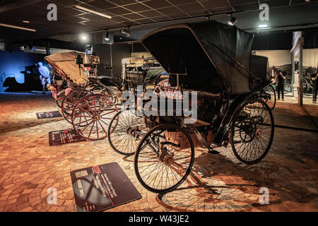 Italien Piemont Turin Museo Dell'Automonbile Torino (mauto) - Italien 1892 - Peugeot Typ 3 - ein Peugeot ist das erste Auto in Italien zu verbreiten Stockfoto