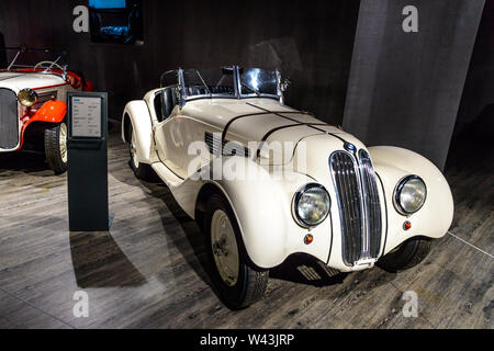 Vom 7. Juli 2019 - Museum EFA Mobile Zeiten in Amerang, Deutschland: BMW 328 Roadster 1937 - 1939. Retro Auto, Oldtimer Stockfoto