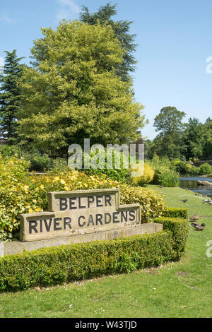 Die Güteklasse II Belper Fluss Gärten in Derbyshire, England, UK aufgeführt Stockfoto