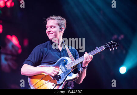 George Esra live bei Latitude Festival, Obelisk Arena, henham Park, Suffolk, Großbritannien am 19. Juli 2019 Stockfoto