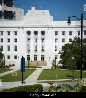 Die eindrucksvollen,, B. Lurleen Wallace Gebäude, Bundesstaat Alabama Regierungsstellen im State Capitol von Montgomery, AL Stockfoto