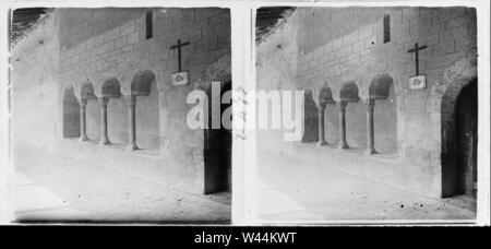 Claustre romànic del Monestir De Sant Joan de les Abadesses. Stockfoto