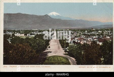 Colorado Springs - Colorado Springs und Pike's Peak Stockfoto