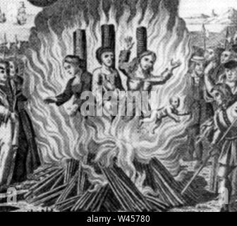 Verurteilte Hexen brennen in St. Peter Port (582 x 800). Stockfoto
