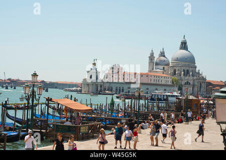 Venedig, Italien, Juli 2018, Touristische im Palazzo Barberino und Sammlung Peggy Guggenheim Museum. Stockfoto