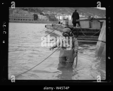 Bau der Hafen von Haifa. Hafen von Haifa. Taucher bei der Arbeit Stockfoto
