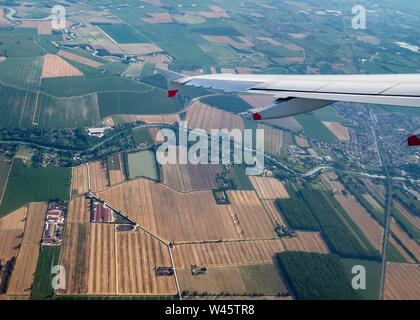 Venedig, 16. Juli 2019. British Airways Airbus 319 im Flug kurz nach dem Start von Venedig, Italien. Foto von Enrique Ufer/Alamy Stock Foto Stockfoto