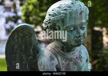 Alte Friedhof im Herzen der Stadt Kassel, Deutschland Stockfoto