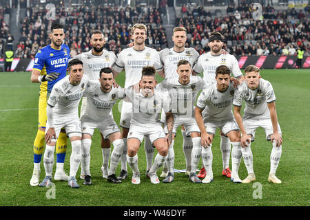 Bankwest Stadion, Sydney, Australien. 20. Juli 2019. Internationale Fußball-Match, Western Sydney Wanderers FC gegen Leeds United, der Leeds United Spieler für ein Team Foto posieren vor dem Spiel Quelle: Aktion plus Sport/Alamy leben Nachrichten Stockfoto