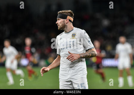 Bankwest Stadion, Sydney, Australien. 20. Juli 2019. Internationale Fußball-Match, Western Sydney Wanderers FC gegen Leeds United; Stuart Dallas von Leeds United bewegt sich nach vorne mit Spielen Credit: Aktion plus Sport/Alamy leben Nachrichten Stockfoto