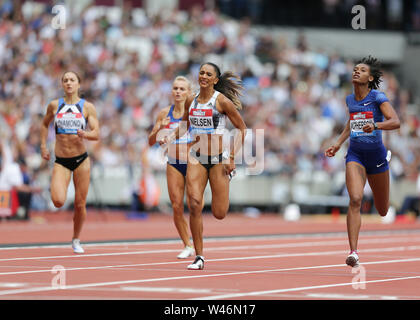 20. Juli 2019, London Stadium, London, England; IAAF Muller Geburtstag Spiele Leichtathletik; Nielen Laviai von Großbritannien die Ziellinie überquert wird den ersten Platz im Frauen &#x2019;s 400 m Stockfoto