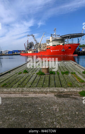 Verlegung von Schiff, Apache II, festgemacht an der North Blyth, Northumberland, Großbritannien Stockfoto