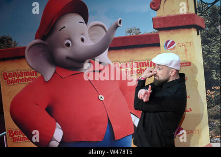 Köln, Deutschland. 20. Juli 2019. Der Musiker Bürger Lars Dietrich kommt zur Premiere des Kinofilms "Benjamin Blümchen". Quelle: Henning Kaiser/dpa/Alamy leben Nachrichten Stockfoto