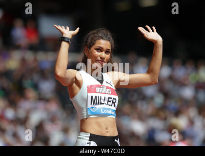 Das Stadion in London, London, Großbritannien. 20. Juli 2019. IAAF Muller Geburtstag Spiele Leichtathletik; Yasmin Miller von Großbritannien reagiert auf die Menge vor dem Wettbewerb bei den Frauen 100m Hürden Runde 1 Hitze 2 Credit: Aktion Plus Sport Bilder/Alamy Live News Credit: Aktion plus Sport/Alamy leben Nachrichten Stockfoto