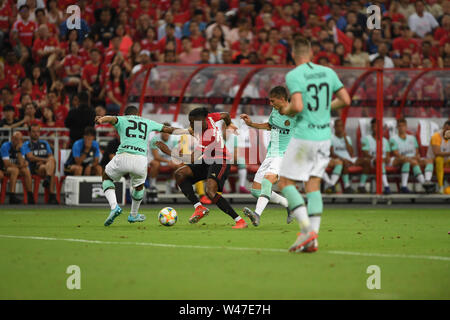 Das Nationalstadion Singapur. 20. Juli 2019. Aaron Wan-Bissaka (Manchester United), 20. Juli 2019 - Fussball: 2019 INTERNATIONALE CHAMPIONS CUP Match zwischen Manchester United v Inter National Stadion Singapur. Credit: haruhiko Otsuka/LBA/Alamy leben Nachrichten Stockfoto