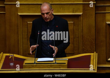 Athen, Griechenland. 20. Juli 2019. Yanis Varoufakis, Führer der Mera 25 während seiner Rede im Parlament. Credit: Dimitrios Karvountzis/Pacific Press/Alamy leben Nachrichten Stockfoto