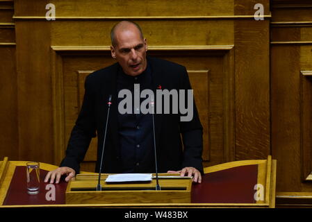 Athen, Griechenland. 20. Juli 2019. Yanis Varoufakis, Führer der Mera 25 während seiner Rede im Parlament. Credit: Dimitrios Karvountzis/Pacific Press/Alamy leben Nachrichten Stockfoto