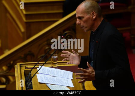 Athen, Griechenland. 20. Juli 2019. Yanis Varoufakis, Führer der Mera 25 während seiner Rede im Parlament. Credit: Dimitrios Karvountzis/Pacific Press/Alamy leben Nachrichten Stockfoto