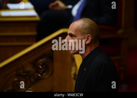 Athen, Griechenland. 20. Juli 2019. Yanis Varoufakis, Führer der Mera 25 während seiner Rede im Parlament. Credit: Dimitrios Karvountzis/Pacific Press/Alamy leben Nachrichten Stockfoto