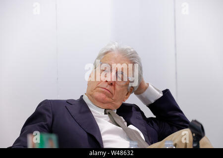 Turin, Italien. 11. Mai 2019. Luigi Manconi spricht am Salone Internazionale del Libro (Turin International Book Fair). Credit: MLBARIONA/Alamy Stockfoto