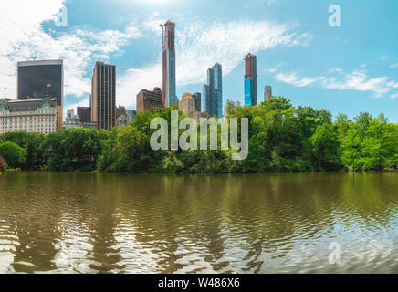 Panoramablick auf die Skyline von Manhattan in New York City der Central Park Stockfoto