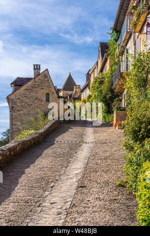 Schönen Straße im mittelalterlichen Dorf Beynac-et-Cazenac in der historischen Region Perigord in Frankreich Stockfoto