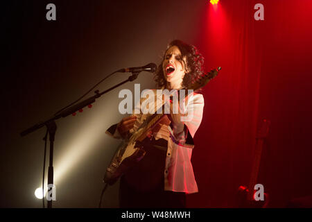 Hebden Bridge, West Yorkshire, UK, 20. Juli 2019. Lindenberg führt ein solo Konzert in der Trades Club. Quelle: John Bentley/Alamy leben Nachrichten Stockfoto