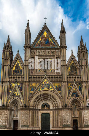 Die Kathedrale von Orvieto (Duomo di Orvieto), Umbrien, Italien Stockfoto