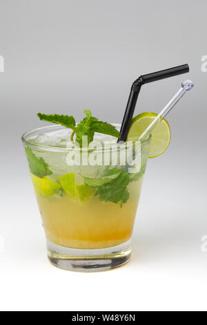 Nahaufnahme eines Mojito Stockfoto