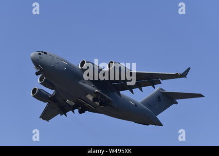 RAAF C-17A Globemaster III Durchführung Kunstflug Stockfoto