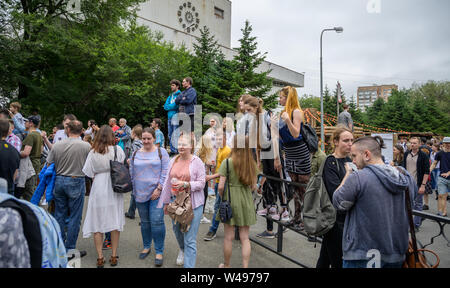 Wladiwostok, Russland - Juli 20, 2019: Festival auf das Spiel und eine Reihe von Büchern der Serie Witcher. Stockfoto