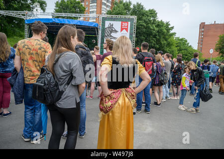 Wladiwostok, Russland - Juli 20, 2019: Festival auf das Spiel und eine Reihe von Büchern der Serie Witcher. Stockfoto