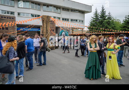 Wladiwostok, Russland - Juli 20, 2019: Festival auf das Spiel und eine Reihe von Büchern der Serie Witcher. Stockfoto