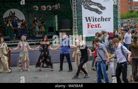 Wladiwostok, Russland - Juli 20, 2019: Festival auf das Spiel und eine Reihe von Büchern der Serie Witcher. Stockfoto