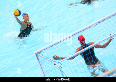 Gwangju, Südkorea. 20. Juli 2019. Yumi Arima (JPN) Wasserball: 18 FINA Wm Gwangju 2019 Wasserball Frauen Einstufung 13-16 zwischen Kuba 9-21 Japan an Nambu Universität Gründen in Gwangju, Südkorea. Credit: YUTAKA/LBA SPORT/Alamy leben Nachrichten Stockfoto