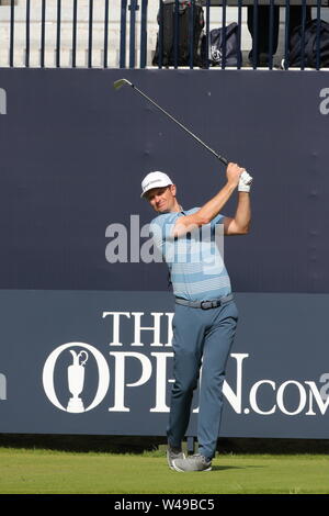 Der Engländer Justin Rose auf der 1. Bohrung in der zweiten Runde der 148 British Open Championship im Royal Portrush Golf Club in County Antrim, Nordirland, am 19. Juli 2019. (Foto von Koji Aoki/LBA SPORT) Stockfoto