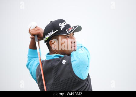 Japans Hideki Matsuyama auf dem 12 Loch in der zweiten Runde der 148 British Open Championship im Royal Portrush Golf Club in County Antrim, Nordirland, am 19. Juli 2019. (Foto von Koji Aoki/LBA SPORT) Stockfoto