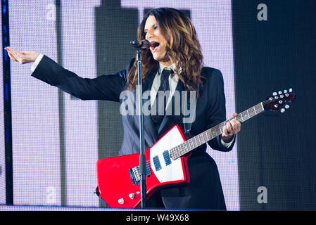 Laura Pausini & Biagio Antonacci durchgeführt in der vergangenen Nacht in Padua im Stadio Euganeo 2019 Stockfoto