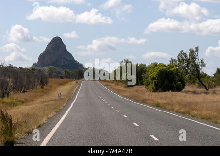 Die Peak-Downs Highway verbindet die landwirtschaftliche Stadt von Clermont und Mackay Stadt an der Ostküste, eine Entfernung von 285 km in Queensland, Australien. Th Stockfoto