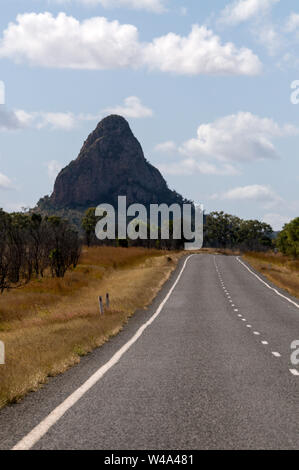 Die Peak-Downs Highway verbindet die landwirtschaftliche Stadt von Clermont und Mackay Stadt an der Ostküste, eine Entfernung von 285 km in Queensland, Australien. Th Stockfoto