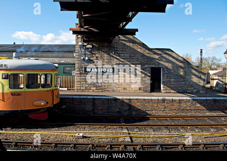 Schwedischen Eisenbahnen (SJ) Y7 Triebwagen 1212 'HELGA' erhalten und in 2019 auf der Nene Valley Railway an Wansford, Großbritannien Stockfoto