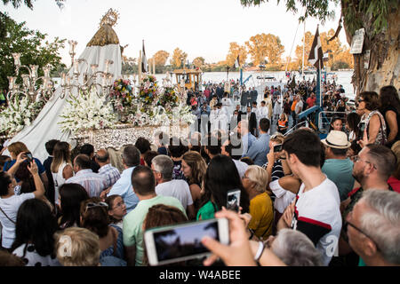 Virgen del Carmen Prozession, Coria del Rio, Andalusien, Juli 2019 Stockfoto