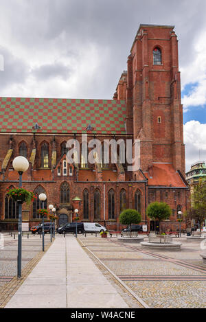 WROCLAW, Polen - 16 Juli, 2019: gotische Kirche der Hl. Maria Magdalena, polnische katholische Kathedrale in Breslau in der Nähe der zentrale Marktplatz Stockfoto